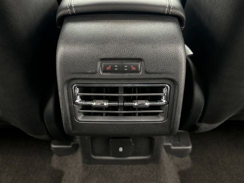 Used 2022 Lincoln Corsair AWD w/ Premium Package image 21