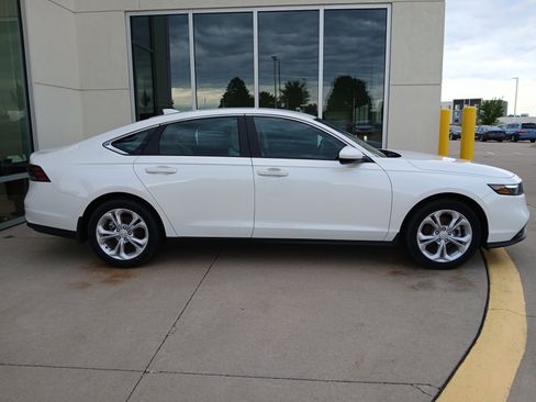 Used 2024 Honda Accord LX image 6