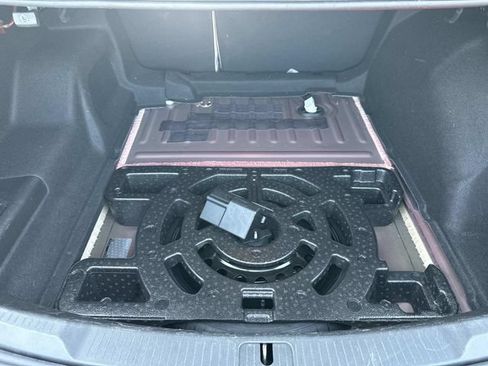 Used 2017 Buick LaCrosse Premium w/ Driver Confidence Package #2 AWD/4WD image 10
