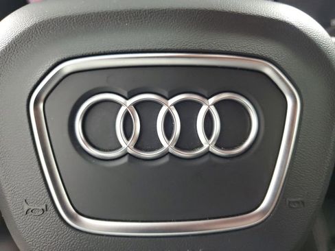 Used 2022 Audi SQ5 Premium Plus w/ Premium Plus Package image 22