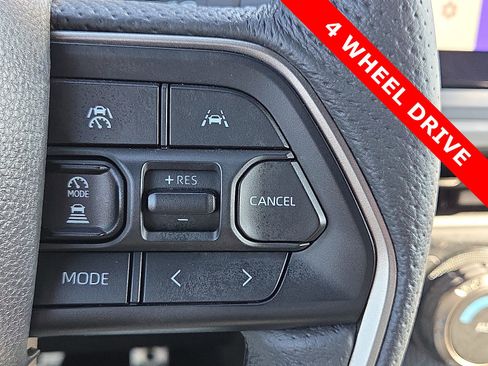 Used 2025 Toyota Tacoma TRD Sport image 22