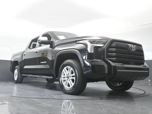 Used 2024 Toyota Tundra SR5 AWD/4WD image 59