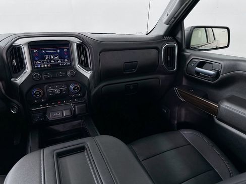 Used 2021 Chevrolet Silverado 1500 LT Trail Boss w/ Convenience Package II AWD/4WD image 23