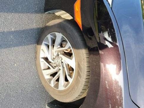 Used 2016 Honda Civic EX image 3