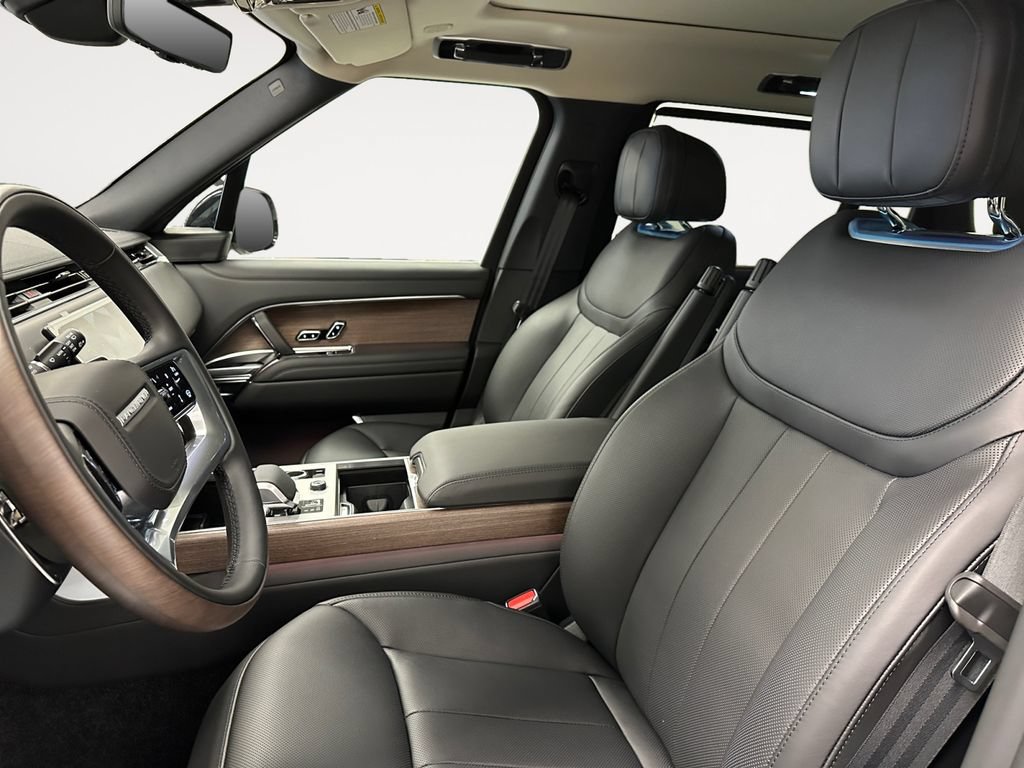 New 2027 Land Rover Range Rover Long Wheelbase SE AWD/4WD image 9