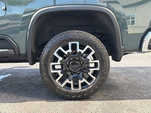 Used 2026 Chevrolet Silverado 2500 LTZ w/ LTZ Convenience Package AWD/4WD image 31