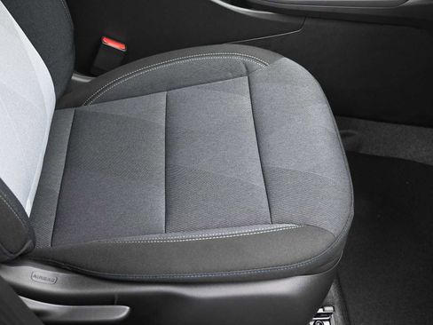 New 2026 Chevrolet Trax LS w/ LS Convenience Package image 12