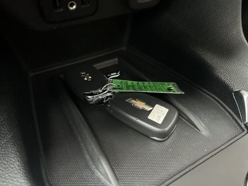 Used 2019 Chevrolet Traverse High Country w/ LPO, 'HIT The Road' Package AWD/4WD image 32