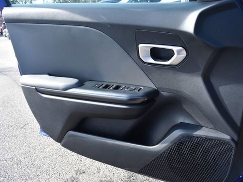 New 2025 Kia K4 LXS image 29