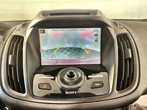 Used 2018 Ford Escape Titanium AWD/4WD image 16