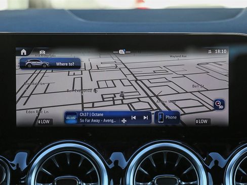 Used 2024 Mercedes-Benz GLA 35 AMG 4MATIC image 15