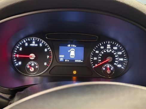 Used 2020 Kia Sorento S FWD image 13
