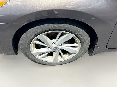 Used 2013 Nissan Altima 2.5 SV FWD image 27