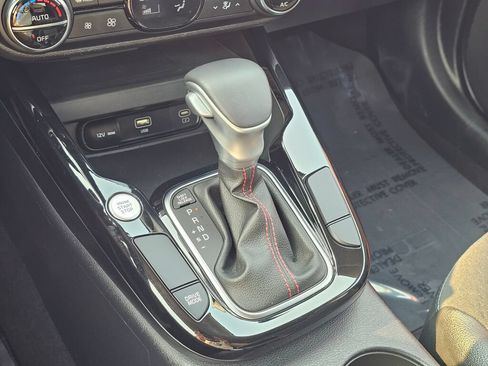 Certified 2024 Kia Soul GT-Line FWD image 19