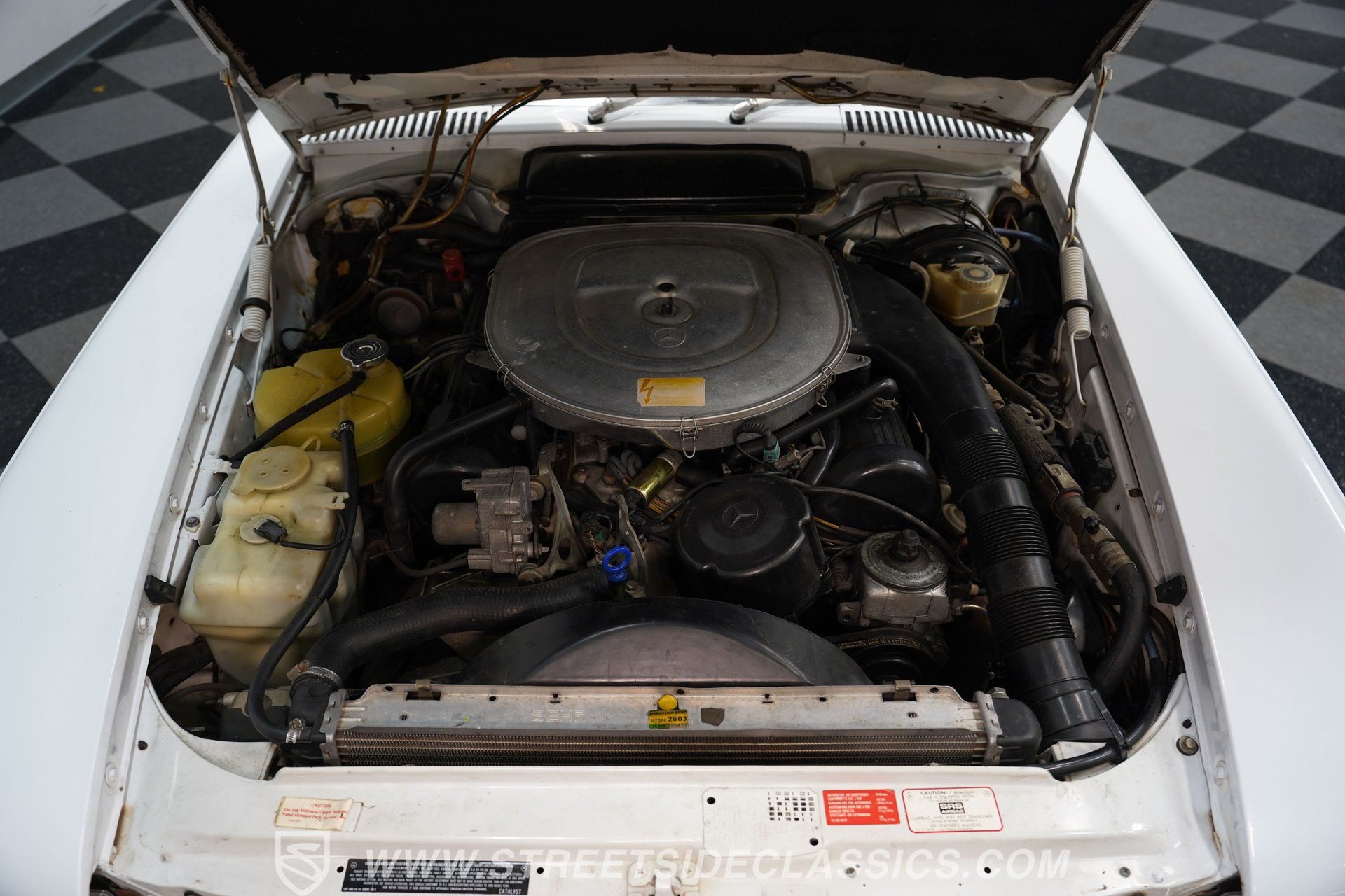 Used 1989 Mercedes-Benz 560 SL image 3