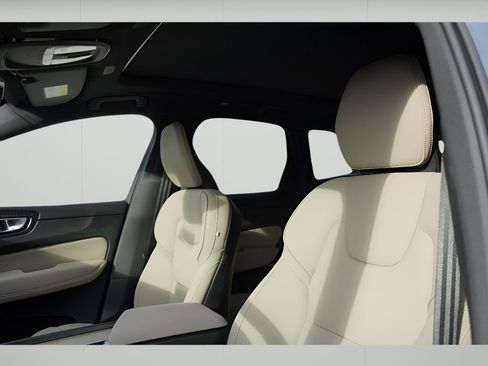 New 2026 Volvo XC60 B5 Plus w/ Protection Package Premier image 17