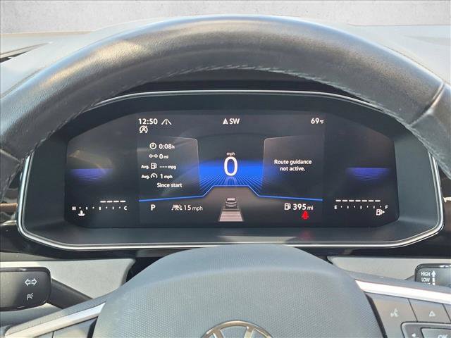 Used 2025 Volkswagen Jetta SE FWD image 11