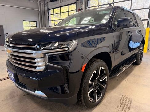 Used 2023 Chevrolet Tahoe High Country AWD/4WD image 6