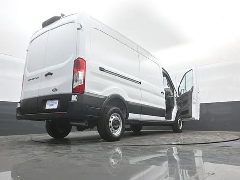 New 2026 Ford Transit 250 148 Medium Roof image 36