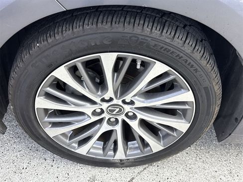 Used 2019 Lexus ES 350 Ultra Luxury image 50