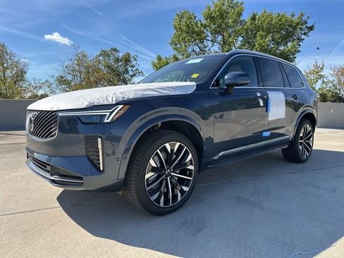 New 2026 Volvo XC90 B6 Plus w/ Protection Package Premier image 3