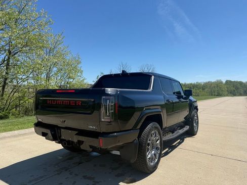 Used 2025 GMC Hummer EV 3X w/ LPO, Illumination Package AWD/4WD image 3