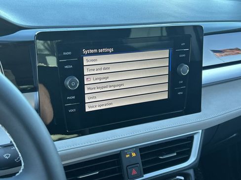New 2026 Volkswagen Taos SE FWD image 22