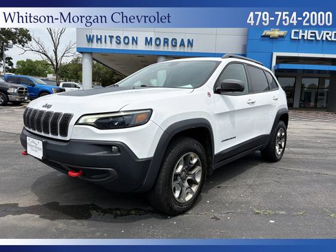 Used 2020 Jeep Cherokee Trailhawk w/ Comfort/Convenience Group AWD/4WD image 1