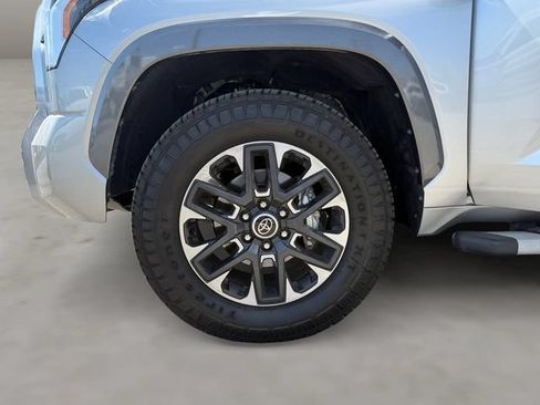 Used 2022 Toyota Tundra Limited w/ Power Package AWD/4WD image 22