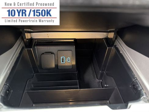 Used 2024 Ford Explorer XLT w/ Class IV Trailer Tow Package image 25