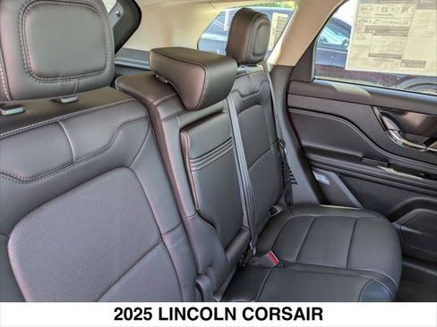 New 2025 Lincoln Corsair Grand Touring w/ Jet Appearance Package AWD/4WD image 13