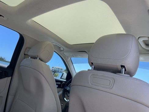 Used 2018 Mercedes-Benz GLC 300 image 9