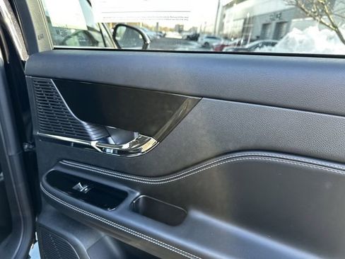 Certified 2022 Lincoln Corsair AWD w/ Equipment Group 101A image 39