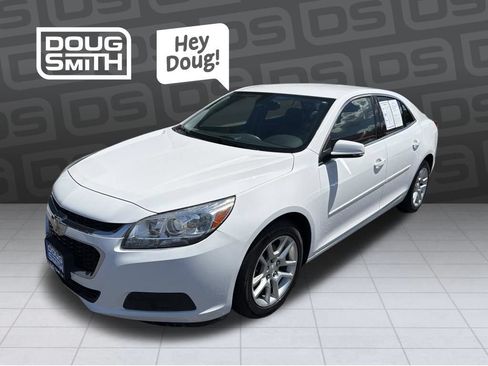 Used 2016 Chevrolet Malibu LT w/ Power Convenience Package FWD image 1