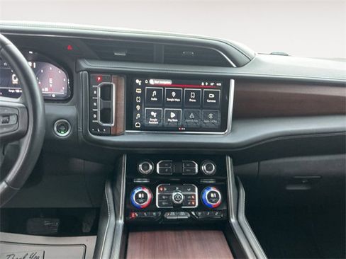 Used 2023 GMC Yukon Denali Ultimate image 17