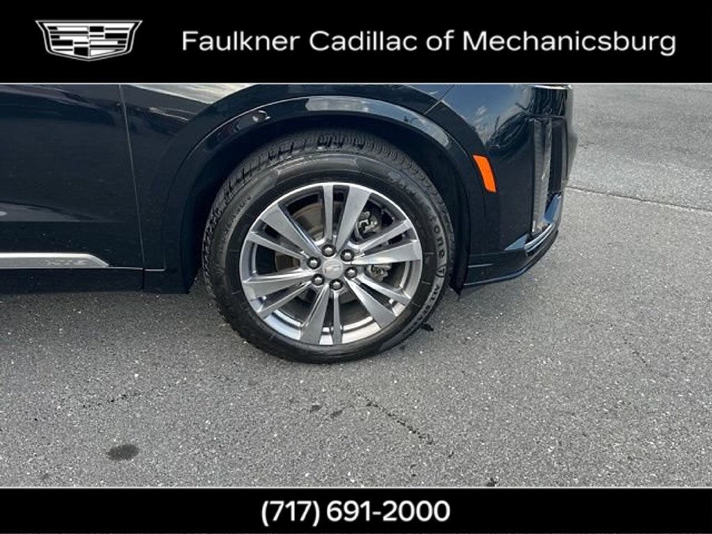 Used 2023 Cadillac XT6 Premium Luxury w/ LPO, Floor Liner Package AWD/4WD image 38