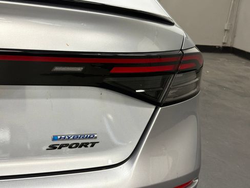 Used 2025 Honda Accord Sport image 14
