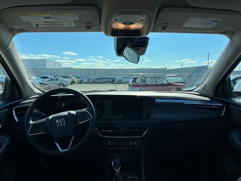 Used 2025 Buick Encore GX Preferred image 31