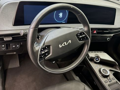 Used 2023 Kia EV6 Wind w/ Wind Technology Package AWD/4WD image 18