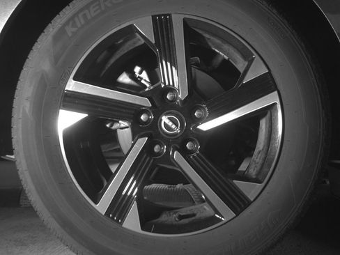 Used 2025 Nissan Sentra SV image 15