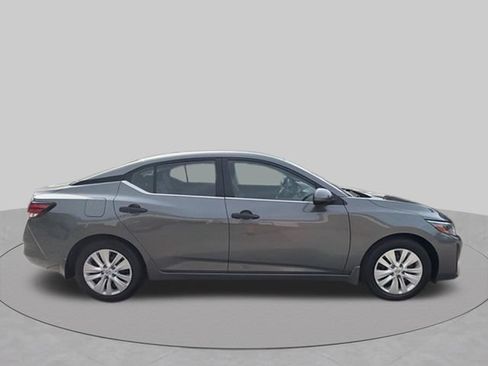 Used 2025 Nissan Sentra S FWD image 2