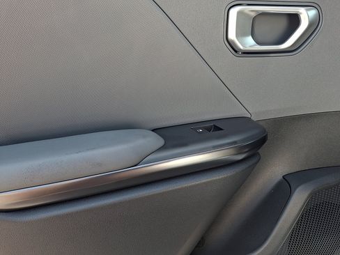 New 2026 Kia K4 FWD image 8