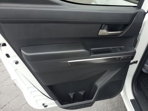 Certified 2025 Toyota Tacoma TRD Sport image 16