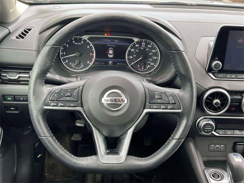 Used 2020 Nissan Sentra SV image 13