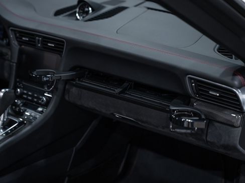 Used 2018 Porsche 911 Carrera GTS RWD image 61