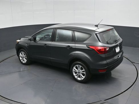 Used 2019 Ford Escape S image 59