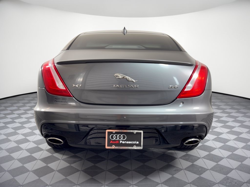 Used 2019 Jaguar XJ R-Sport RWD image 11