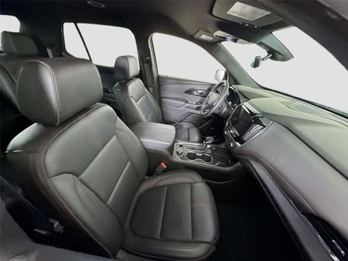 Certified 2023 Chevrolet Traverse RS image 24