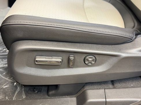 New 2026 Honda Odyssey Elite image 11