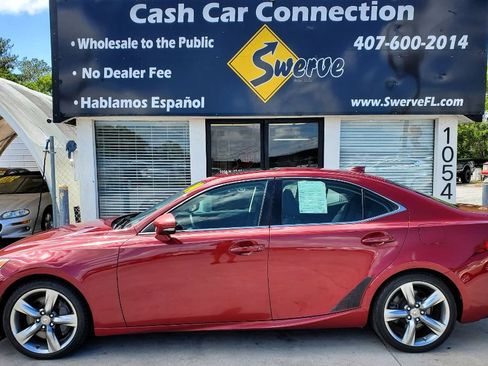 Used 2014 Lexus IS 350 w/ Navigation Package RWD image 9